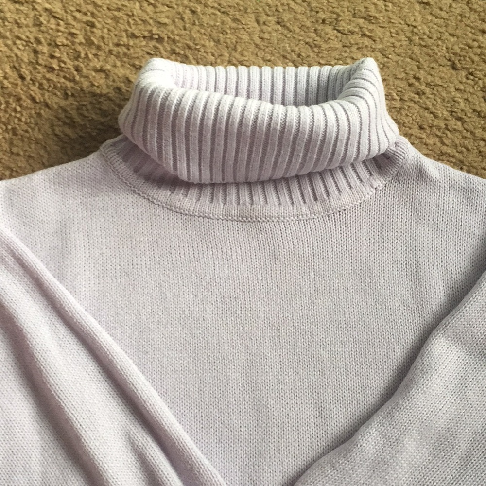 Sweater - Picture 4 of 10